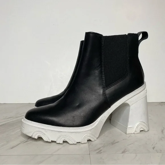 Sorel Brex Black White Leather Heeled Chelsea Bootie 7 1/2 - Picture 14 of 14
